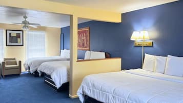 Family Studio Suite | Desk, free WiFi, bed sheets