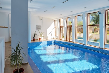 Una piscina techada