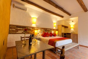 Grand Suite | In-room safe, desk, soundproofing, free WiFi - Hotel Boutique y Spa Terra Barichara (Barichara)