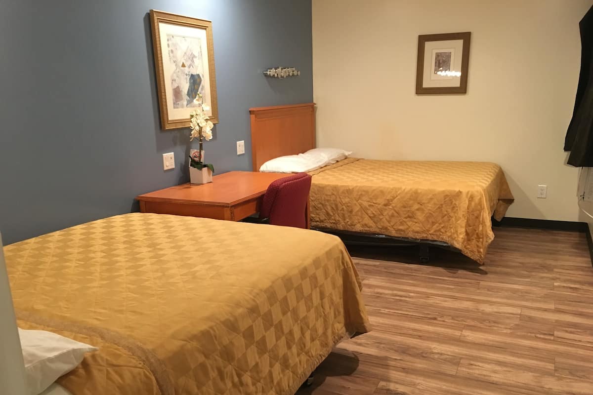 Vierbettzimmer | 1 Schlafzimmer, kostenloses WLAN