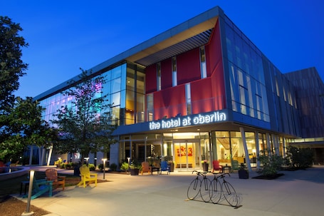 Fachada del alojamiento. The Hotel At Oberlin