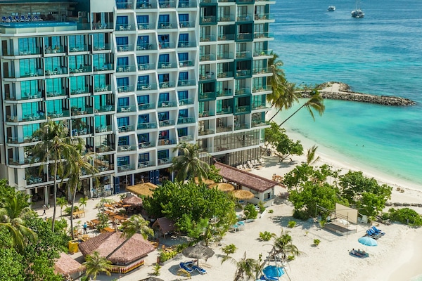 Private beach, white sand, sun loungers, scuba diving