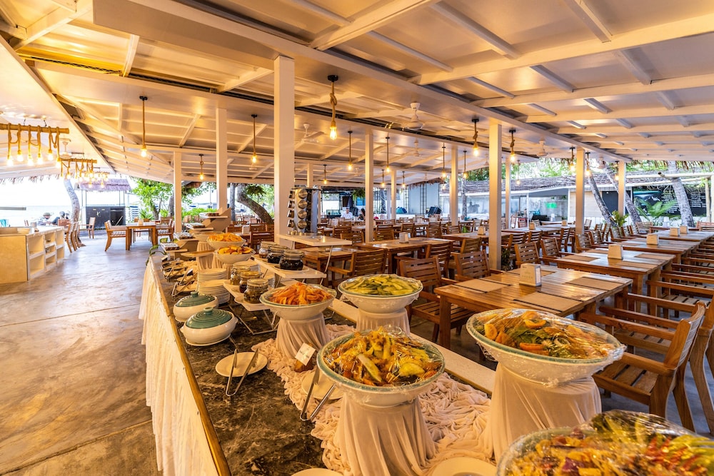 Arena Beach Hotel by null