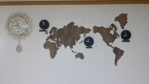 Spacious Apartment in Central Seoul, 11 beds  | Living room | Flat-screen TV - Spacious Apartment in Central Seoul (Seoul)