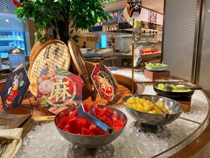 Buffet breakfast for a fee