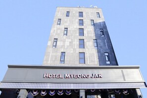 Exterior - Hotel Myeongjak (Chuncheon)