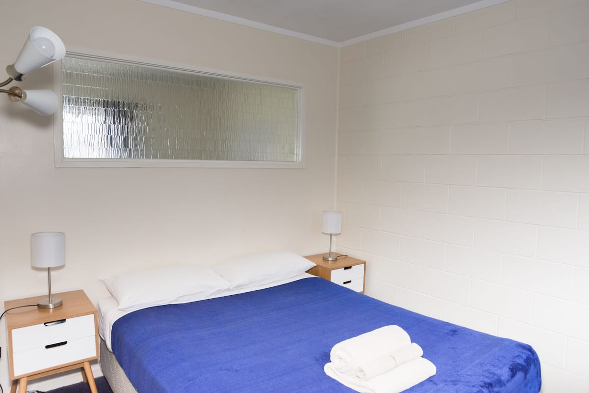 One Bedroom Unit | 책상, 다리미/다리미판, 무료 WiFi, 침대 시트