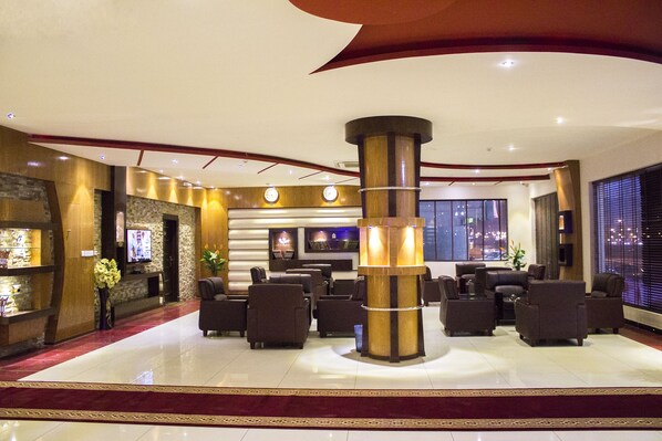 Lobby sitting area - Merfal Hotel Apartments AL Falah (Riyadh)
