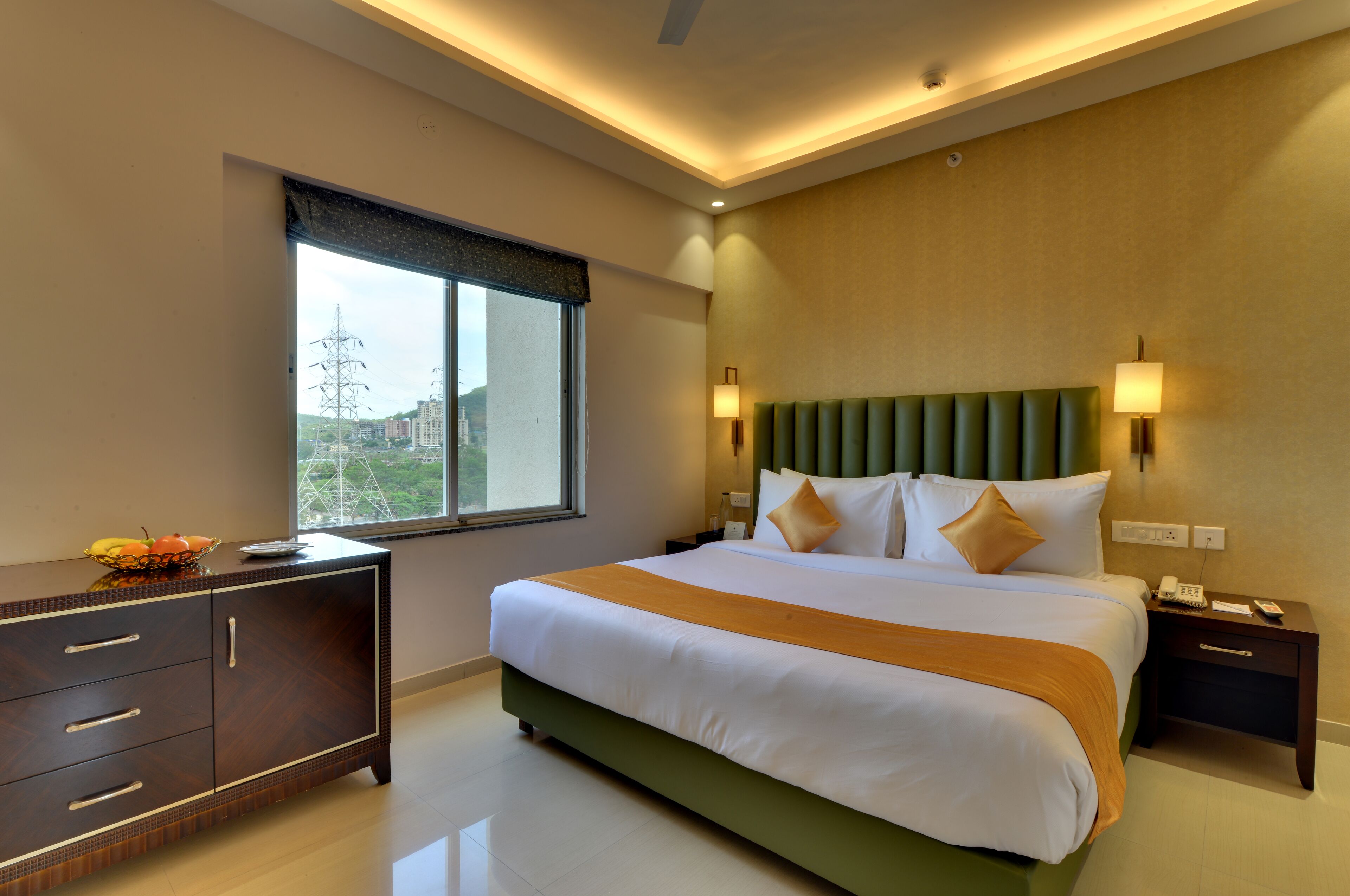 Hazel Suite | Premium bedding, down comforters, minibar, in-room safe