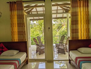 Superior room with private balcony AC - Sigiri Choona Lodge (Sigiriya)