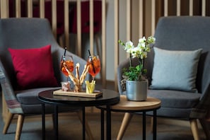 Lobby lounge - Hostel by Randolins (St. Moritz)