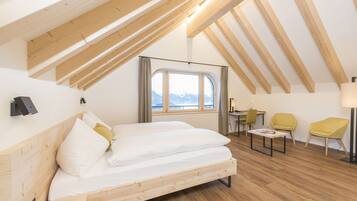 Panorama Family Room | View from room