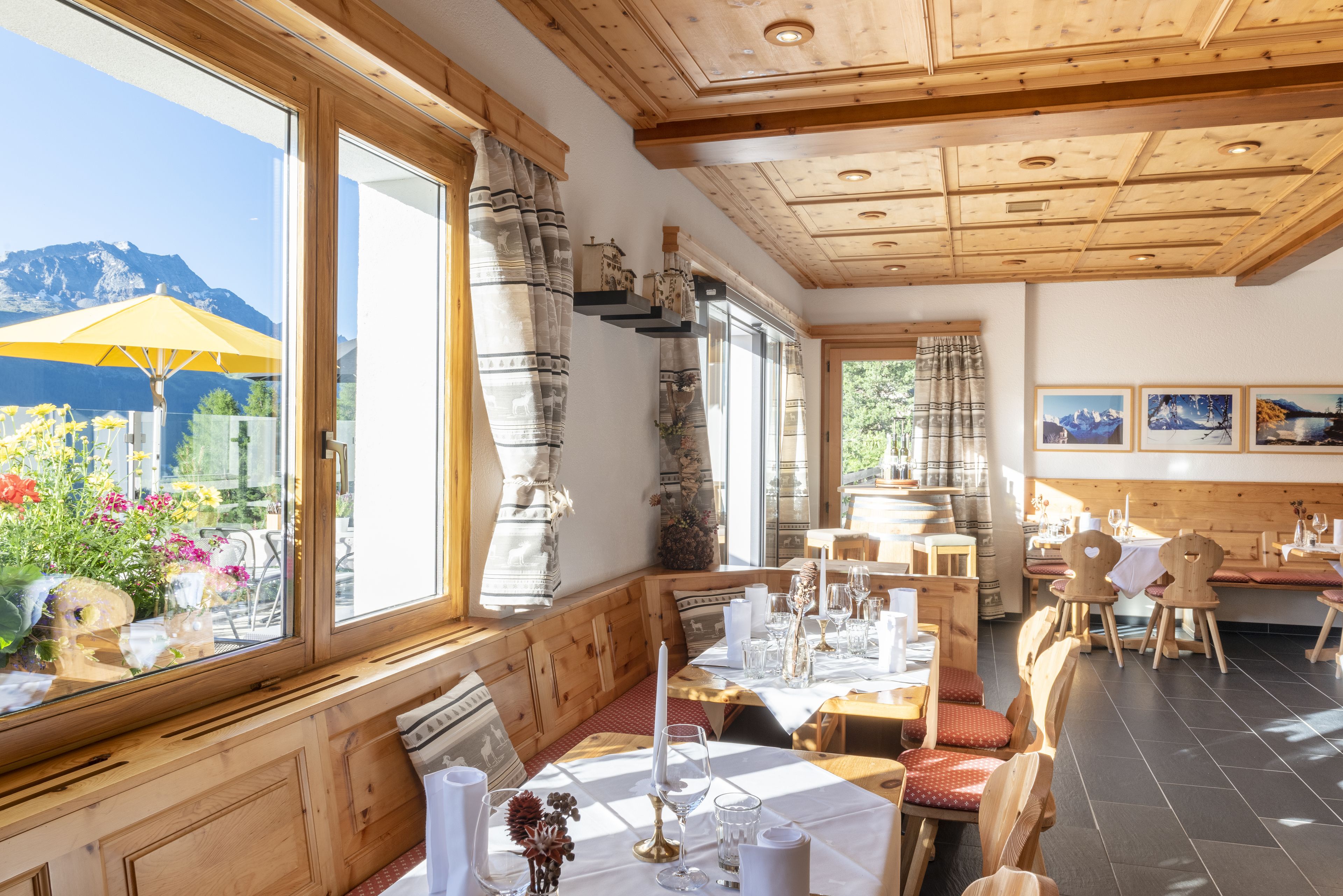 breakfast, lunch, dinner served; regional cuisine, garden views