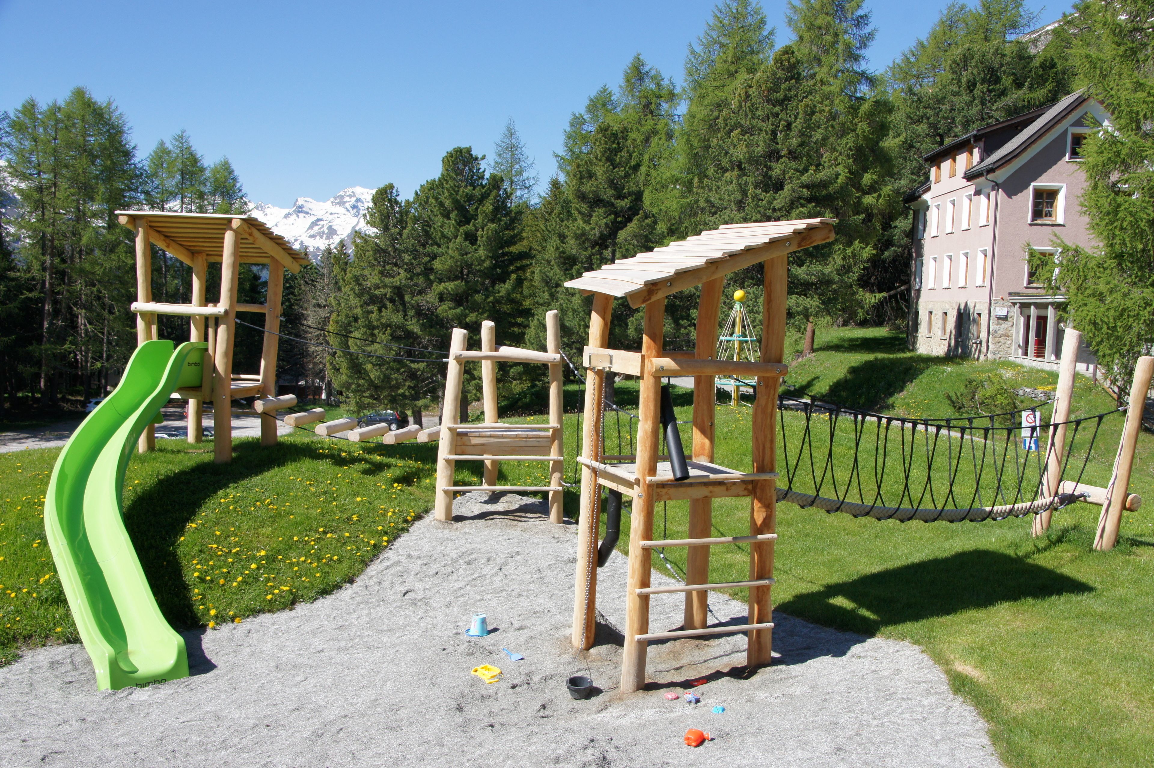 children’s play area – outdoor