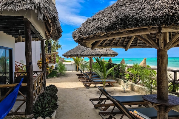 Standard Room, Beach View | Beach/ocean view