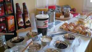 Breakfast meal - Residence Al Borgo (Sarzana)