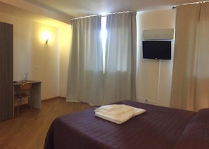 Unclassified image, 2 of 16, button - Residence Al Borgo (Sarzana)