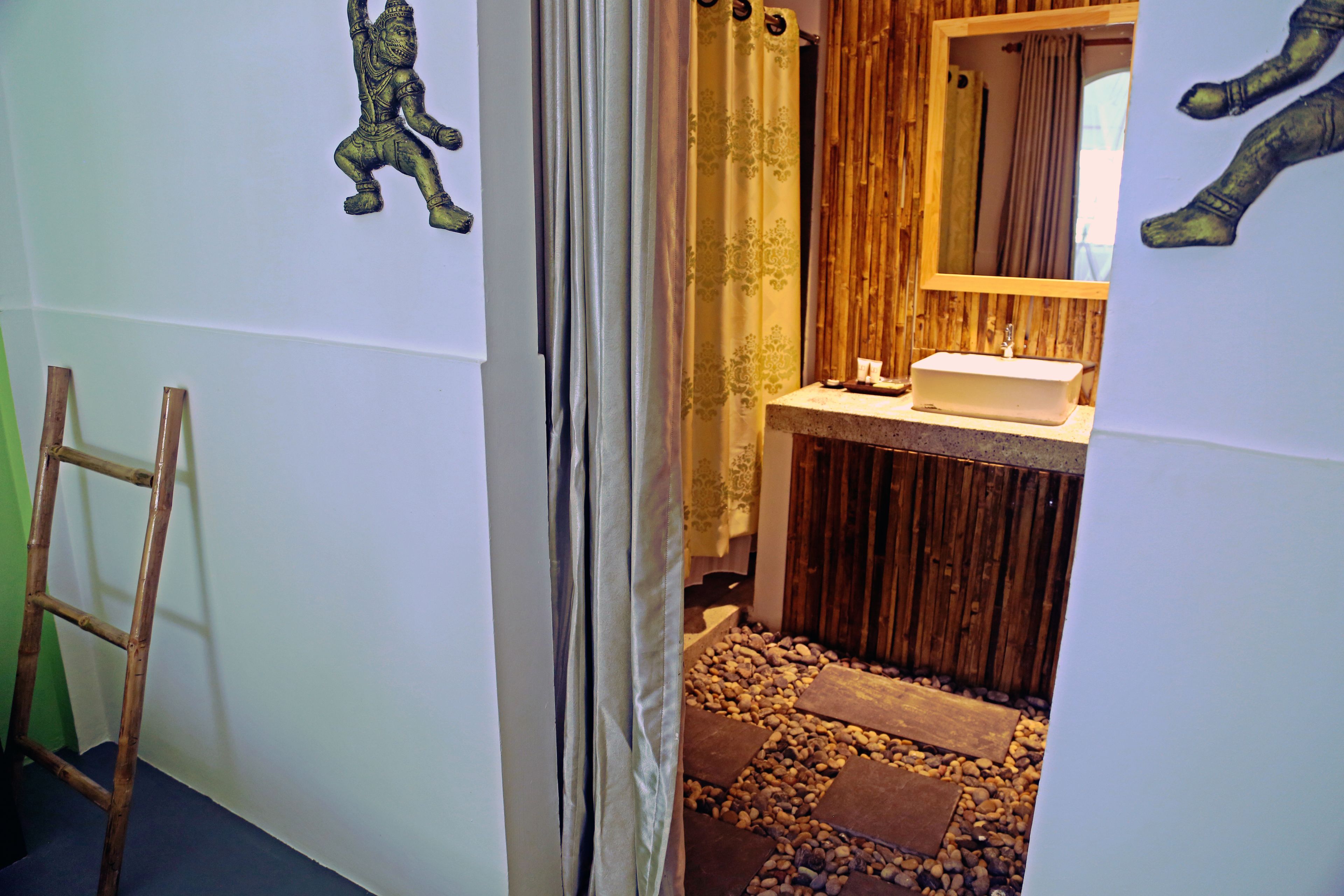 shower, free toiletries, hair dryer, bathrobes