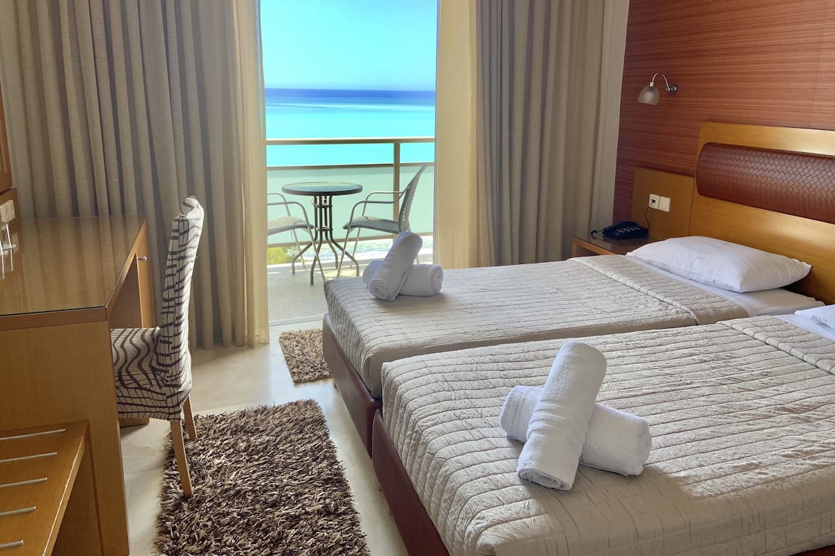 standard room, sea view | iron/ironing board, free cots/infant beds, free wifi, bed sheets
