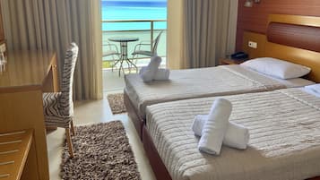 Standard Room, Sea View | Iron/ironing board, free cots/infant beds, free WiFi, bed sheets