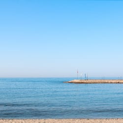 전용 해변, 일광욕 의자, 비치 파라솔, 비치 타월