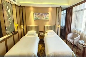 Minibar, in-room safe, desk, soundproofing