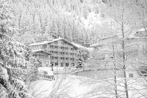 Façana frontal de l'allotjament