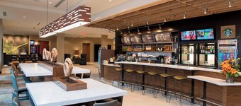 Courtyard by Marriott Holland Downtown