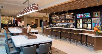 Courtyard by Marriott Holland Downtown