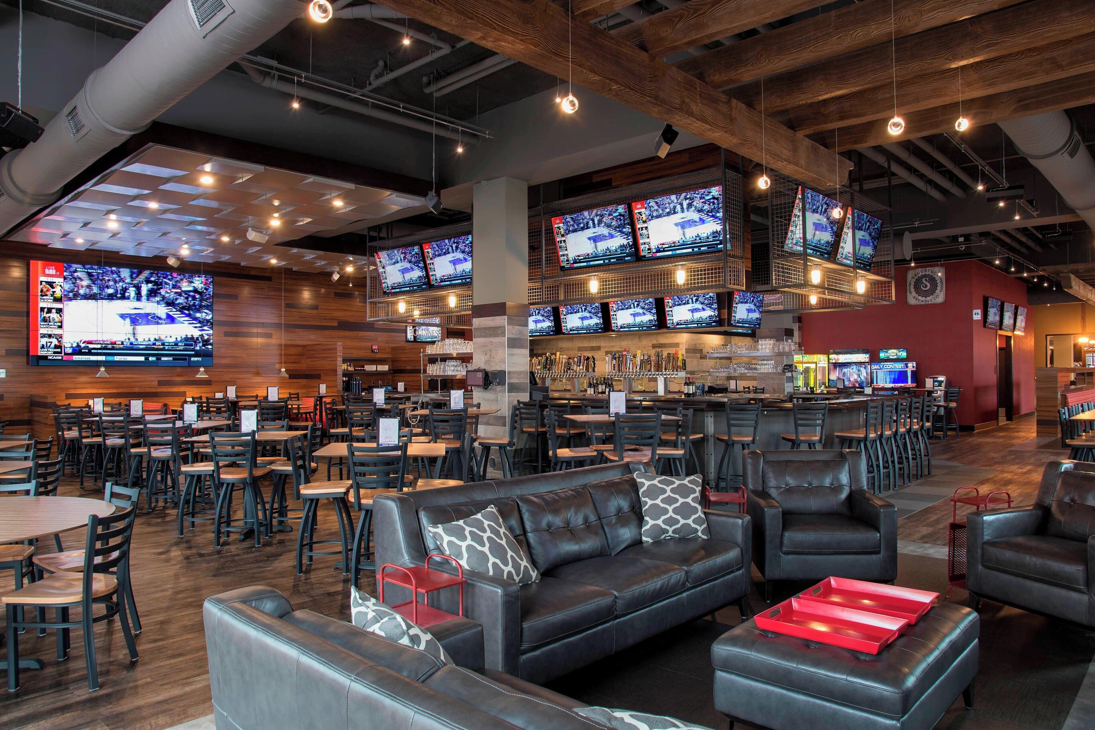 2 restaurants, breakfast, lunch, dinner served; american cuisine