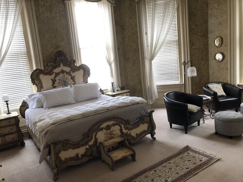 Main Street Bed & Breakfast