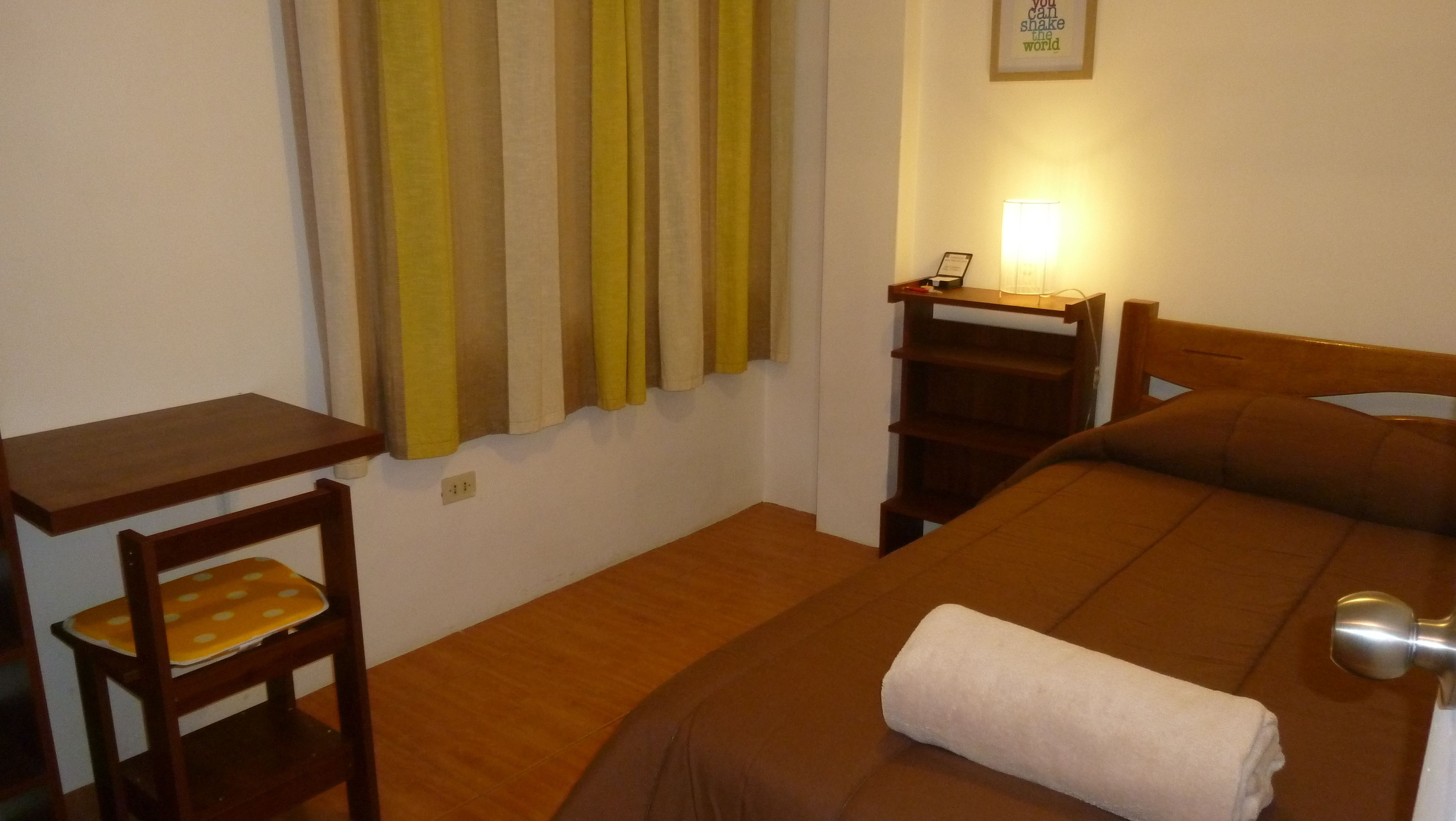 家庭單人房, 1 張單人床, 共用浴室, 高層 | 免費 Wi-Fi