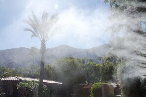 Exterior detail - Santiago Resort - Palm Springs Premier Gay Men’s Resort (Palm Springs)