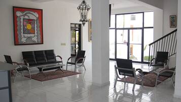 Sala de estar en el lobby