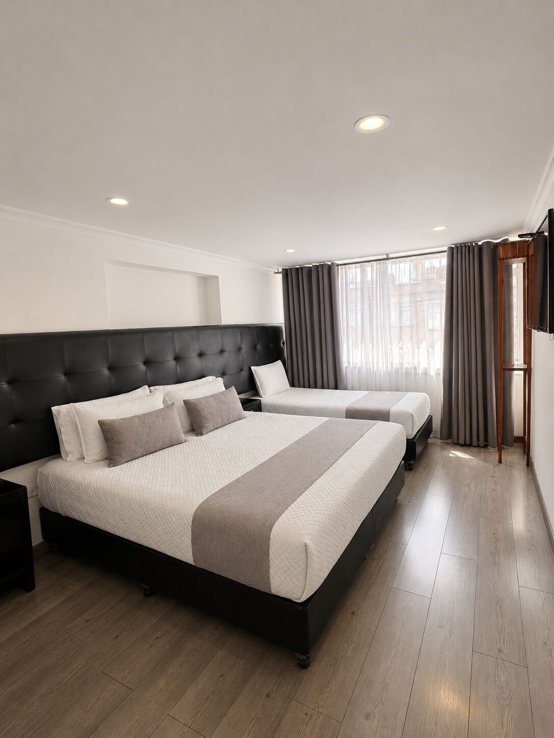 Executive Triple Room