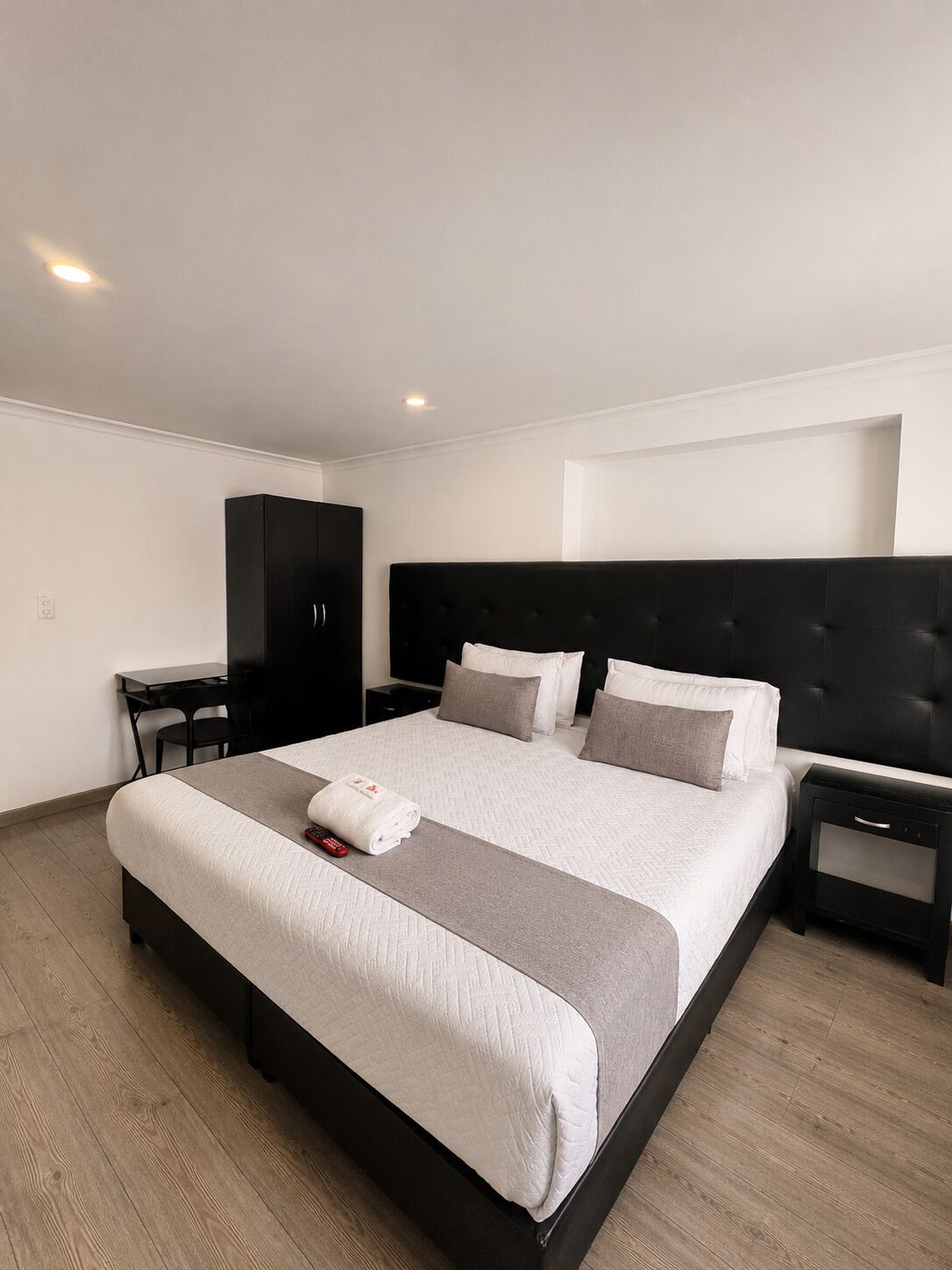 Photo - Hotel Metro 26