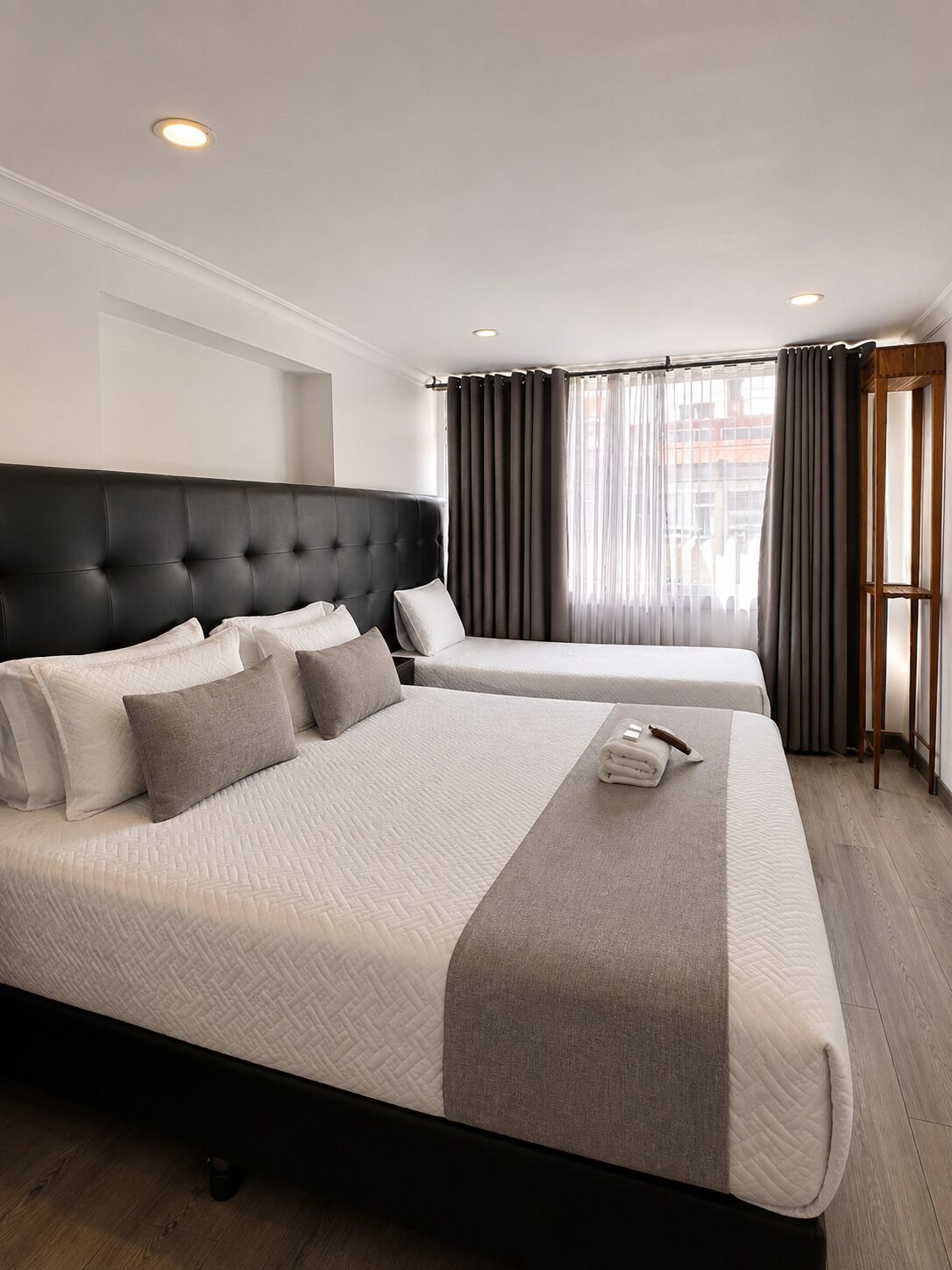 Photo - Hotel Metro 26