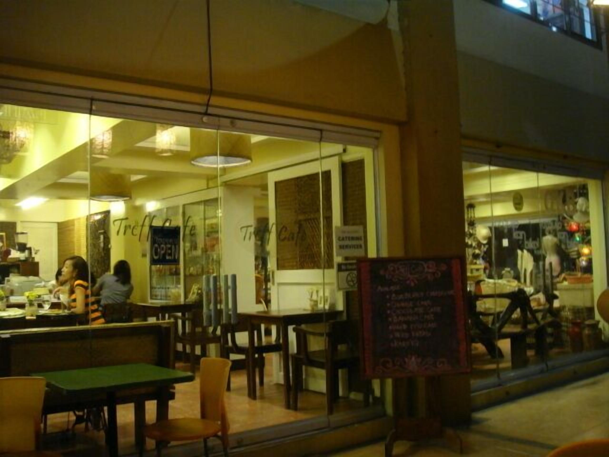café