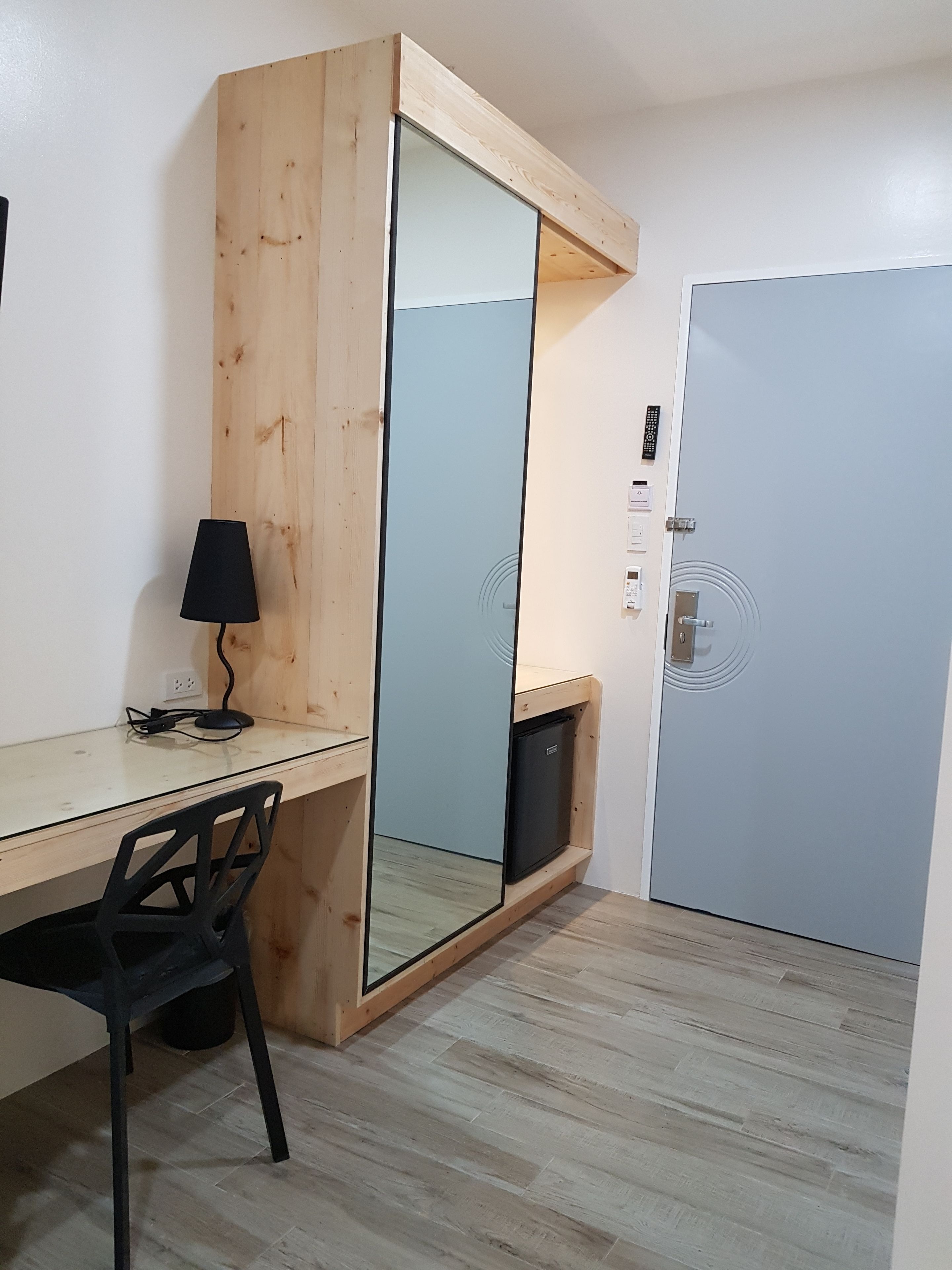 executive room, non smoking | room amenity