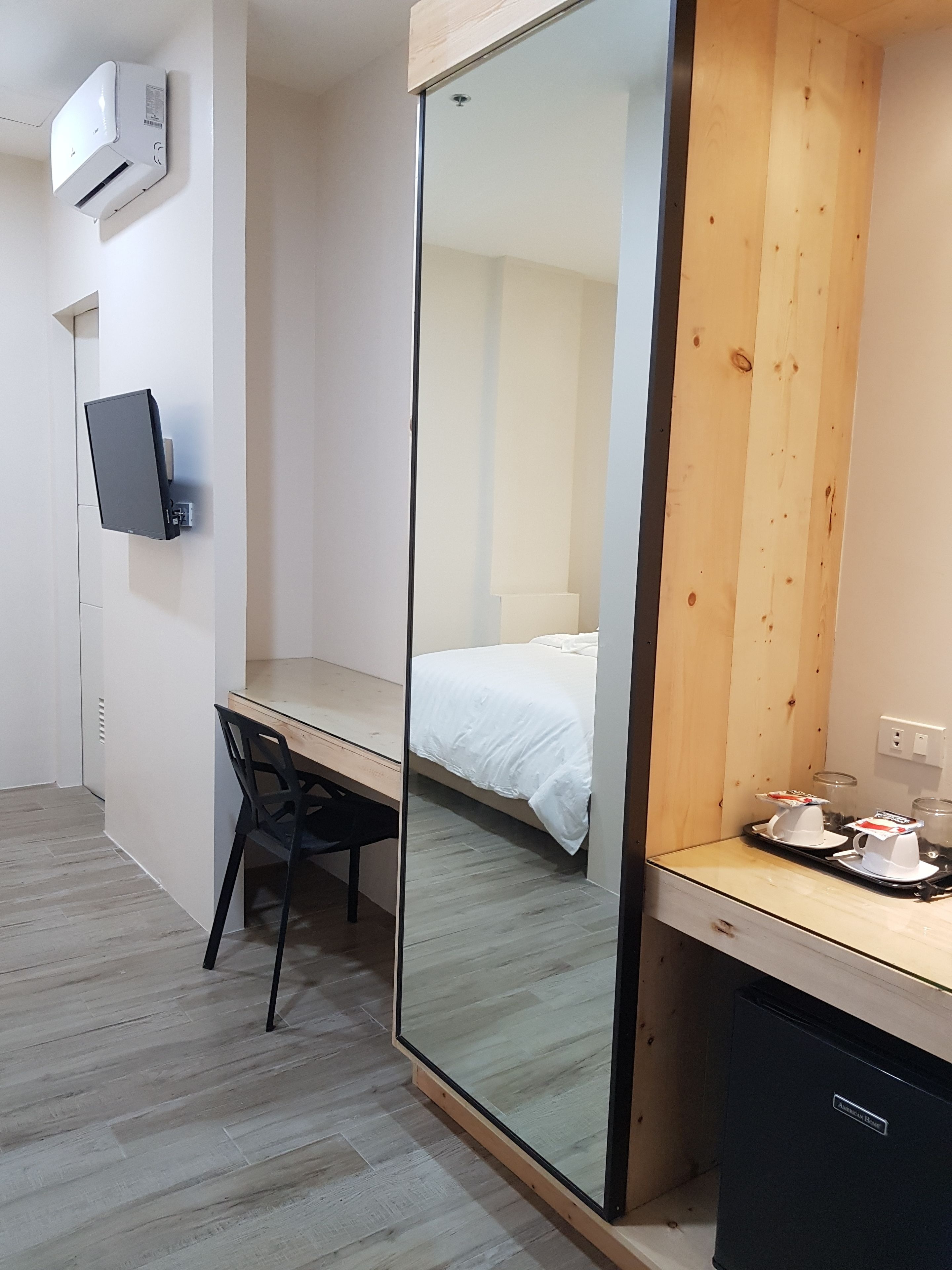 executive room, non smoking | room amenity