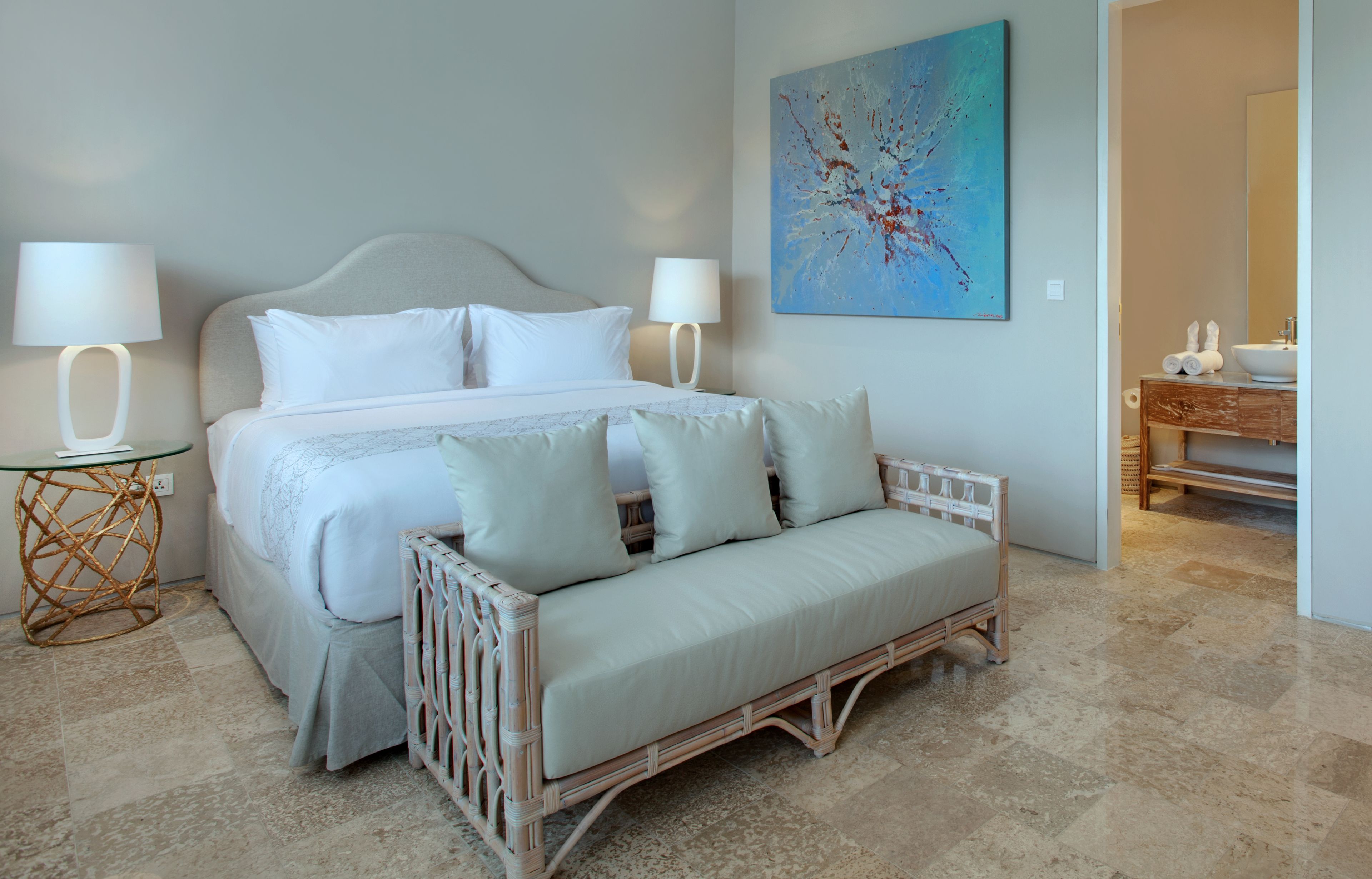 suite | minibar, in-room safe, desk, rollaway beds