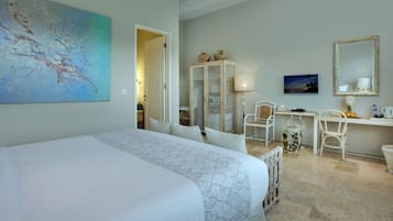 Minibar, in-room safe, desk, rollaway beds