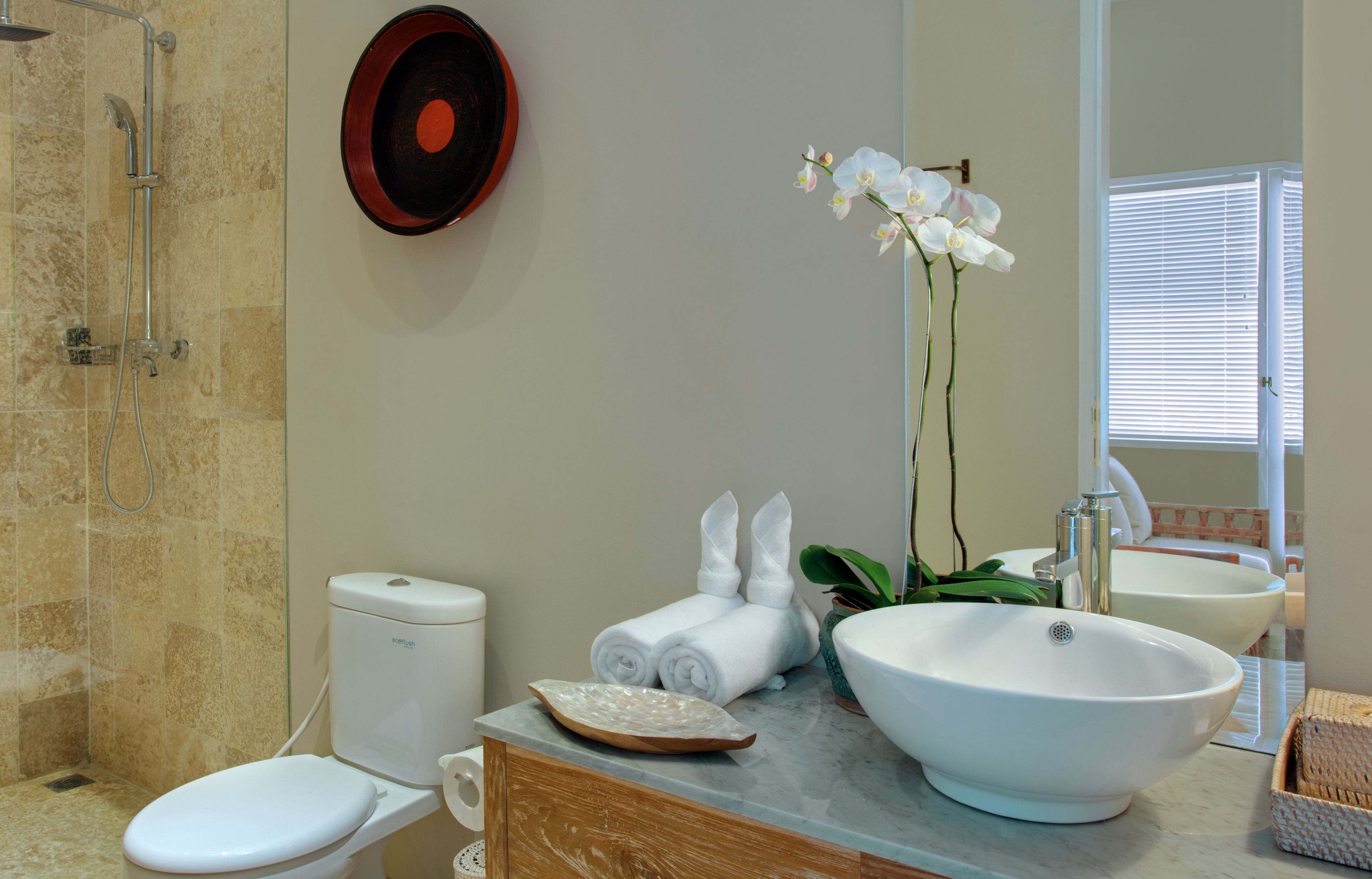 suite | bathroom | shower, free toiletries, hair dryer, bathrobes