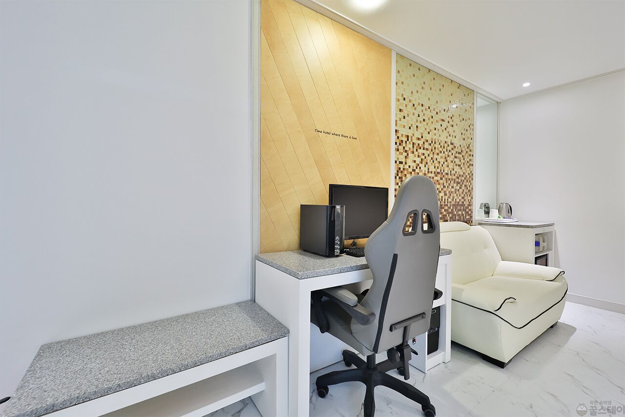 premium bedding, desk, laptop workspace, blackout curtains