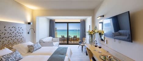 In-room safe, free WiFi, bed sheets