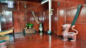 Interior detail - Vanvisa Guesthouse (Luang Prabang)