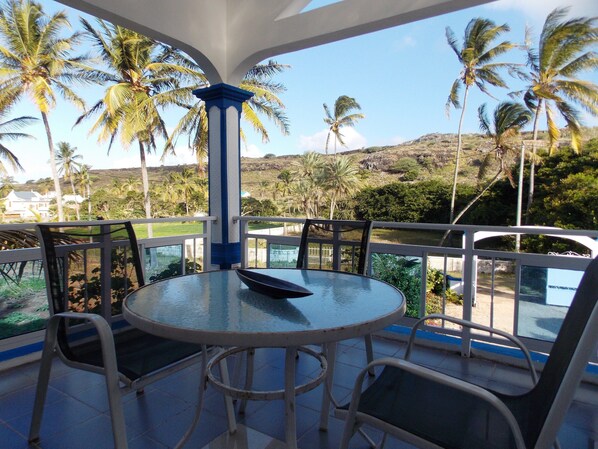 Apartment, 1 Bedroom | Blackout curtains, iron/ironing board