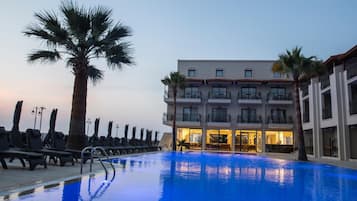 Outdoor pool, pool umbrellas, pool loungers