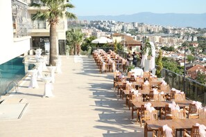 Aperto a colazione, pranzo e cena