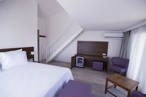 1 bedroom, minibar, in-room safe, free WiFi